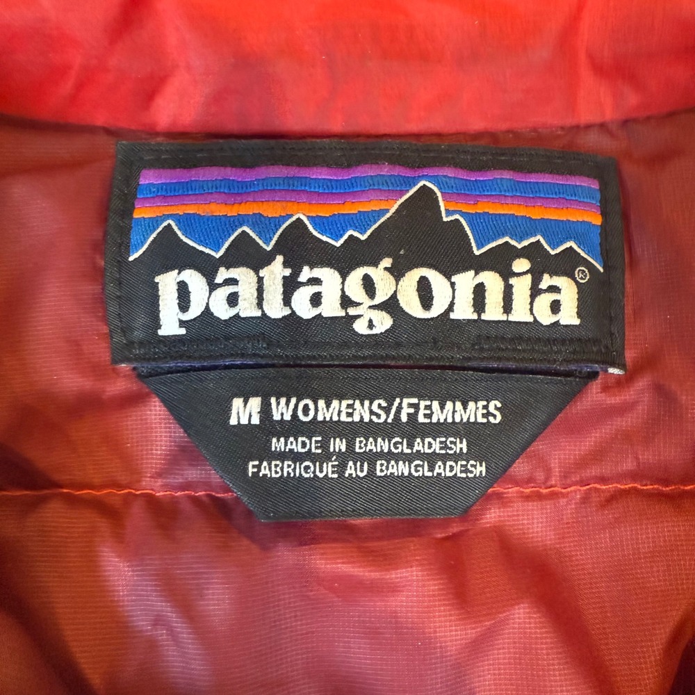 Patagonia Womens Down Sweater Jacket Red Puffer Full Zip Goose Down Medium - Picture 4 of 7